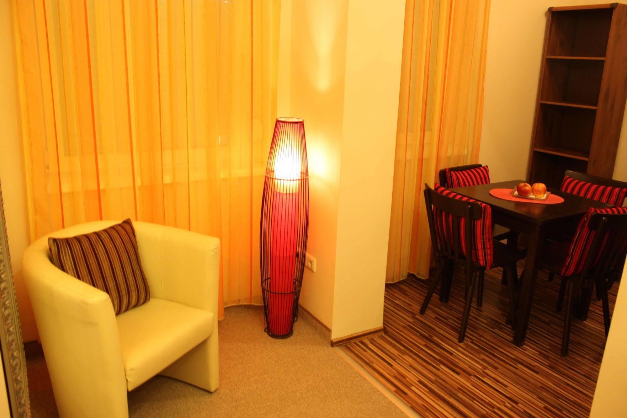 Hotel Al Faro Lodge Am See Podersdorf am See Exterior foto